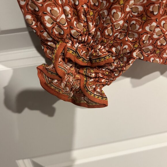 Blouse in Size Small - Picture 3 of 3